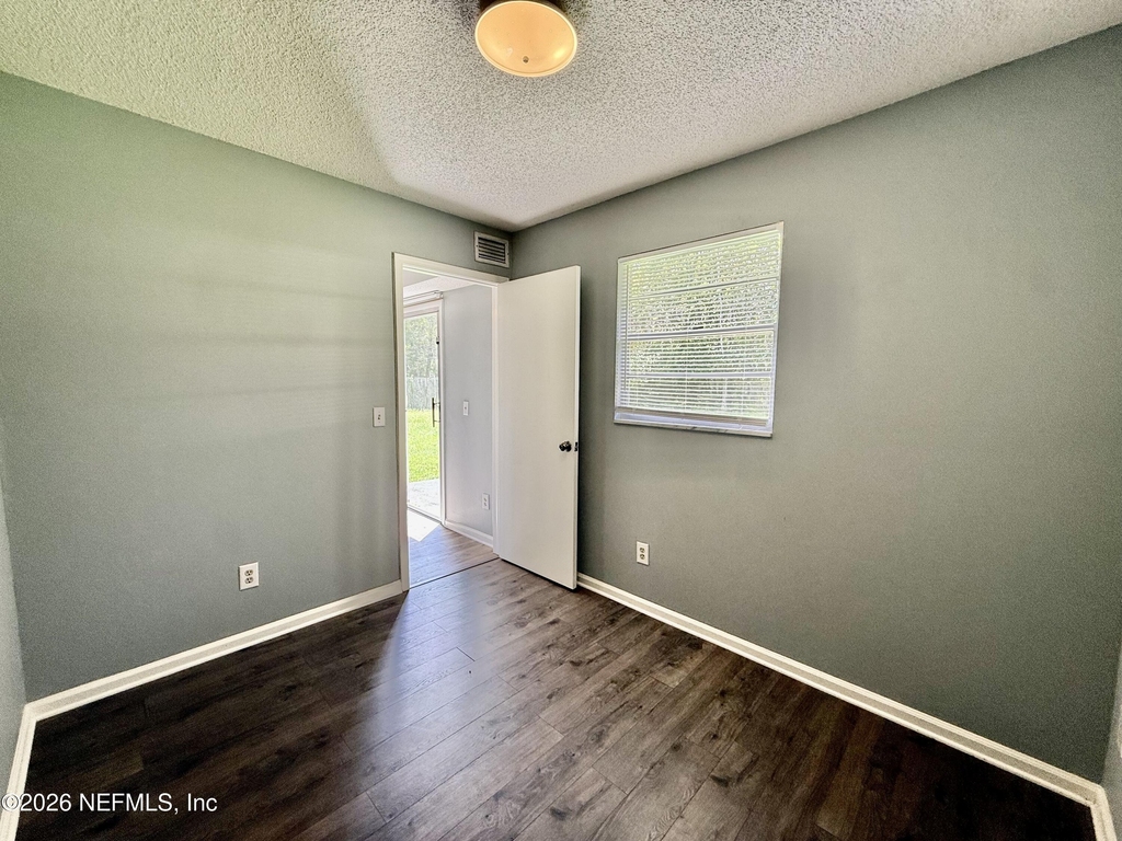 12744 Burning Tree Lane W - Photo 10