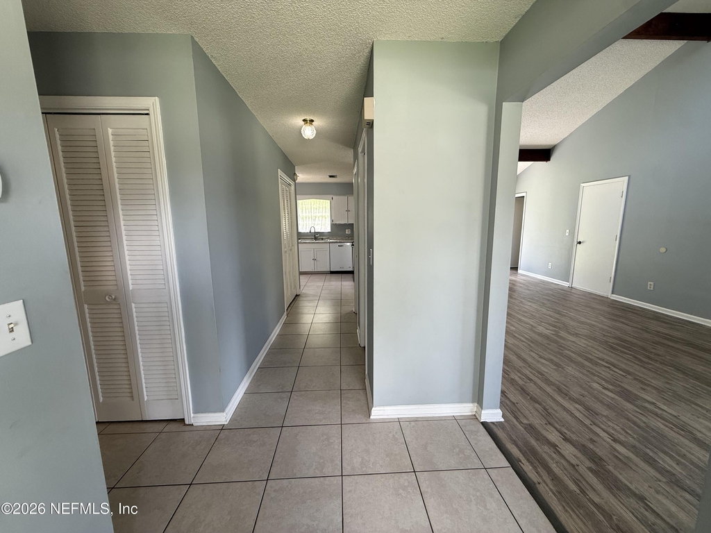 12744 Burning Tree Lane W - Photo 3
