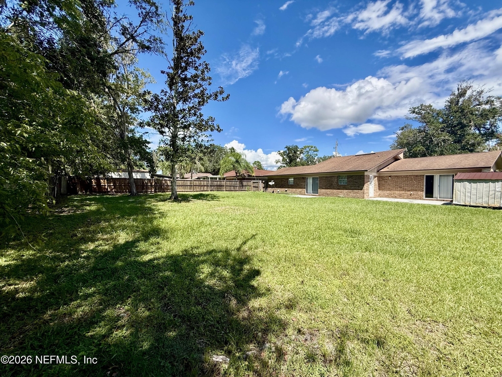 12744 Burning Tree Lane W - Photo 25