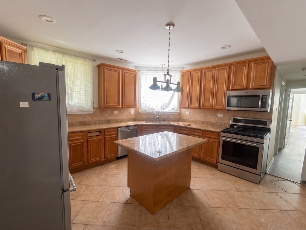5138 S Kenwood Street - Photo 7
