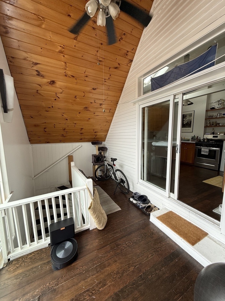 1928 W Barry Avenue - Photo 6