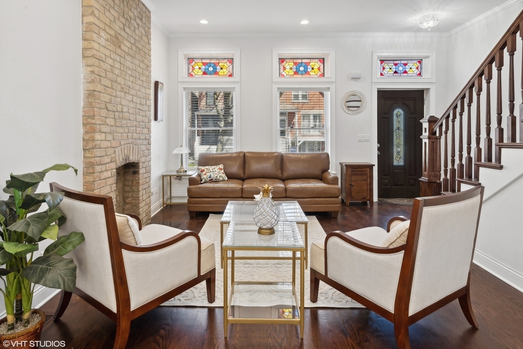 2347 W Altgeld Street - Photo 4