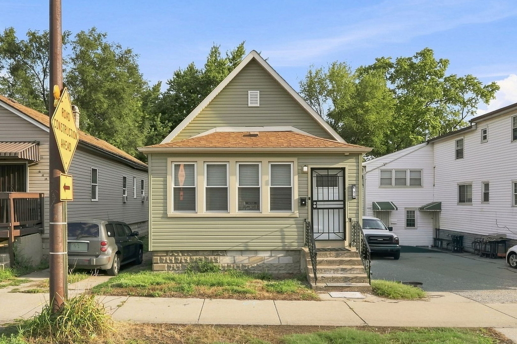 310 E 138th Street - Photo 0