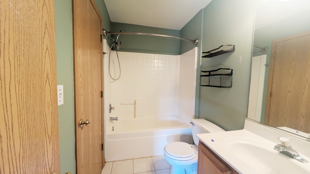 1766 Fieldstone Drive N - Photo 11