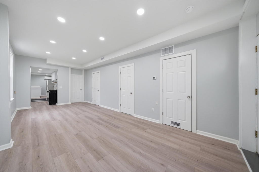 1624 S 59th Court - Photo 3