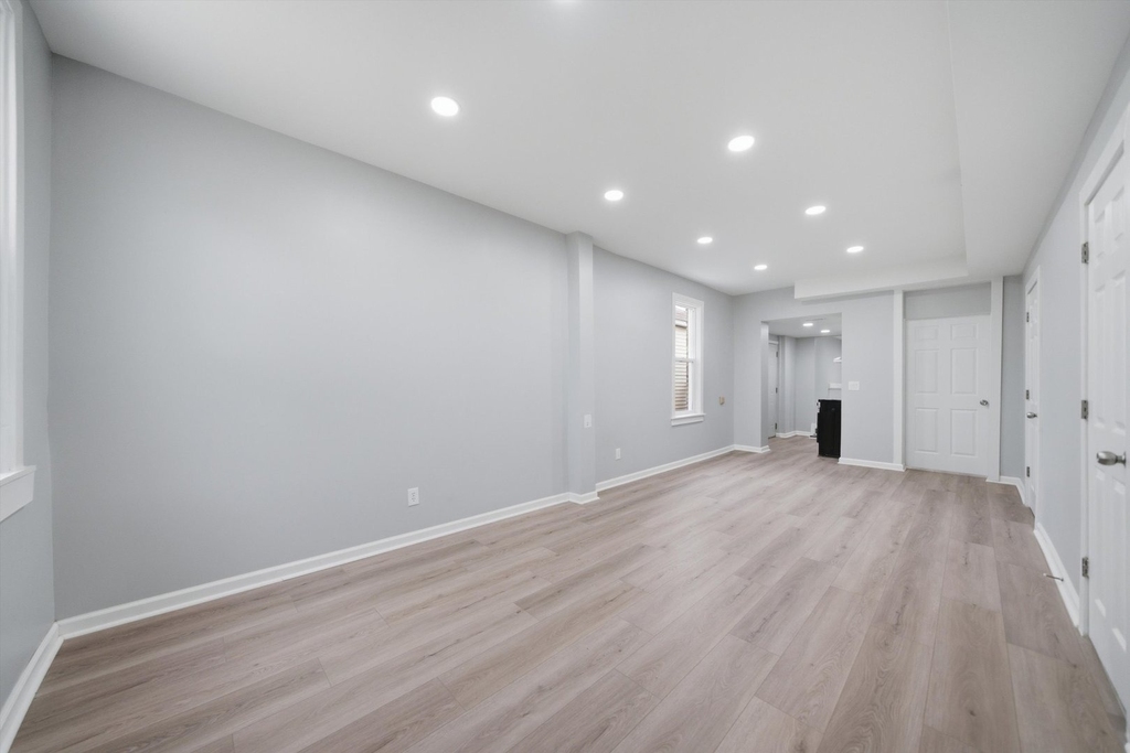 1624 S 59th Court - Photo 2