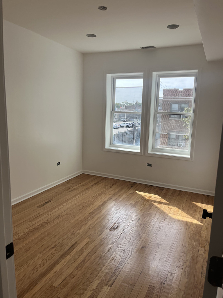 2414 W 70th Street - Photo 1