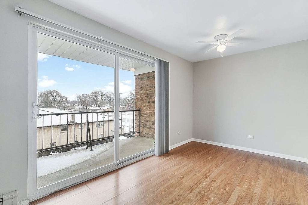 4410 W 111th Street - Photo 4