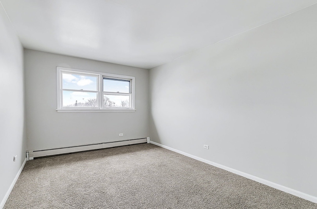 4410 W 111th Street - Photo 5
