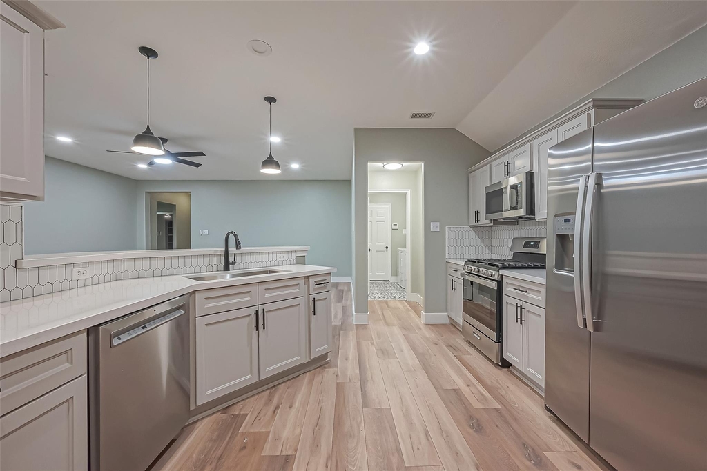 2 Garden Lodge Place - Photo 15