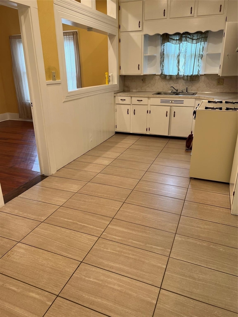 5306 W Cedar Bayou Lynchburg Road - Photo 8