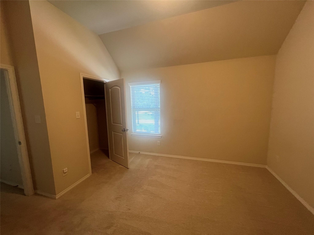 2911 Meadows Pond Lane - Photo 18