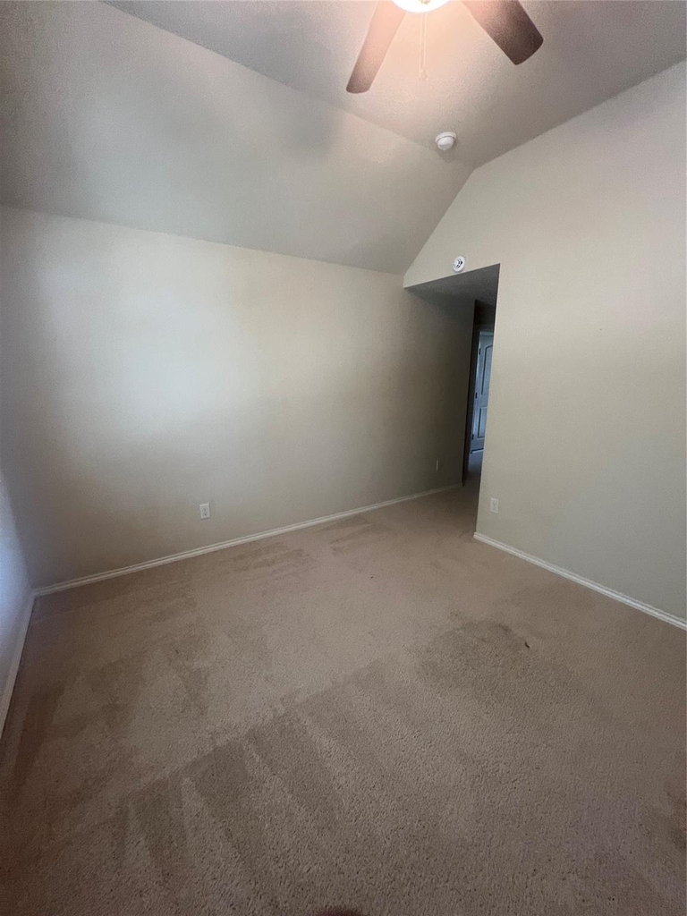 2911 Meadows Pond Lane - Photo 20