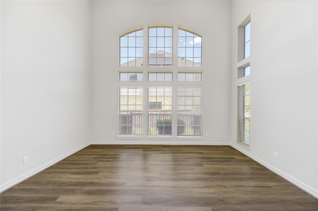 3007 Mullingar Walk - Photo 8