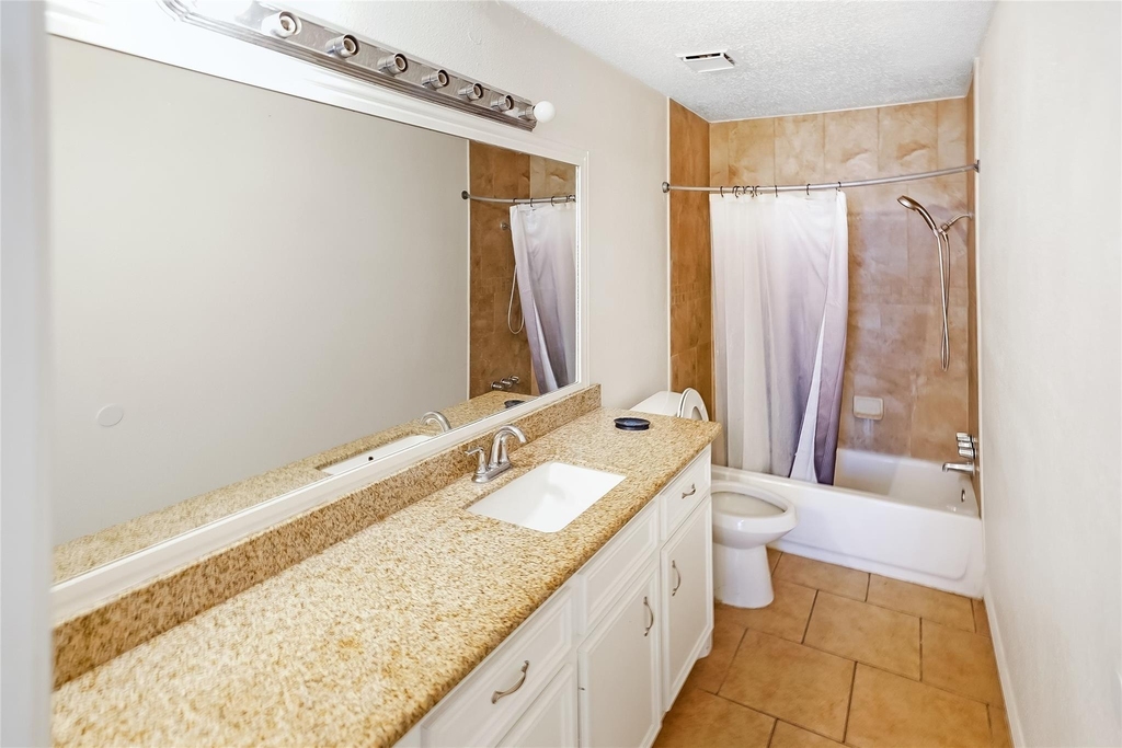 2107 Hazlitt Drive - Photo 8