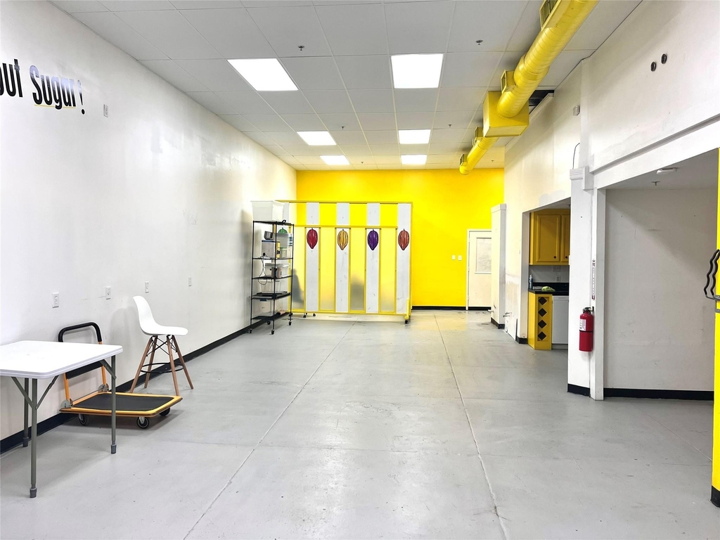 1310 Nance Street - Photo 5