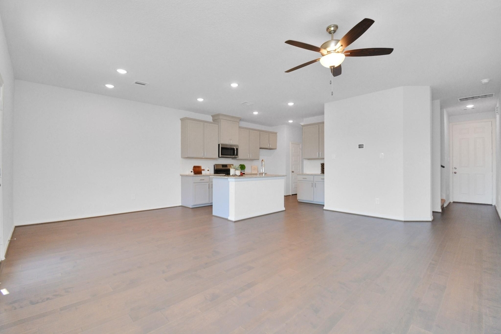 27911 Western Creek Court - Photo 1