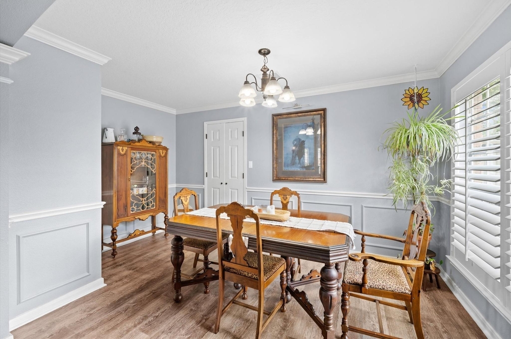 11906 Helene Court - Photo 7
