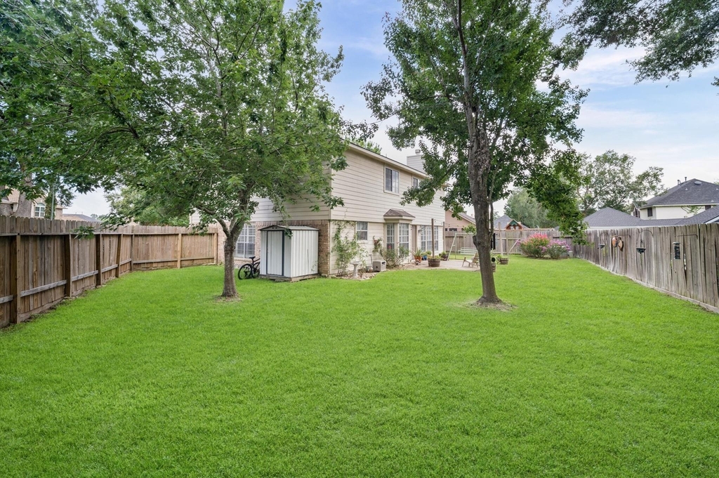11906 Helene Court - Photo 35