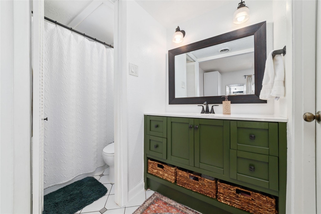 3400 Timmons Lane - Photo 3