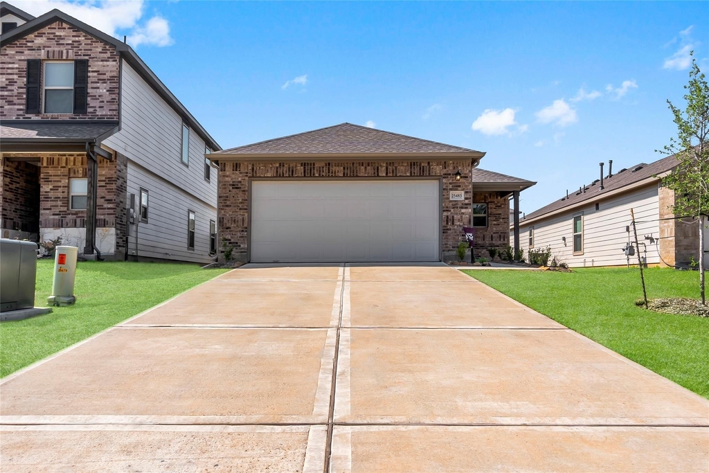 25483 Carnation Court - Photo 0