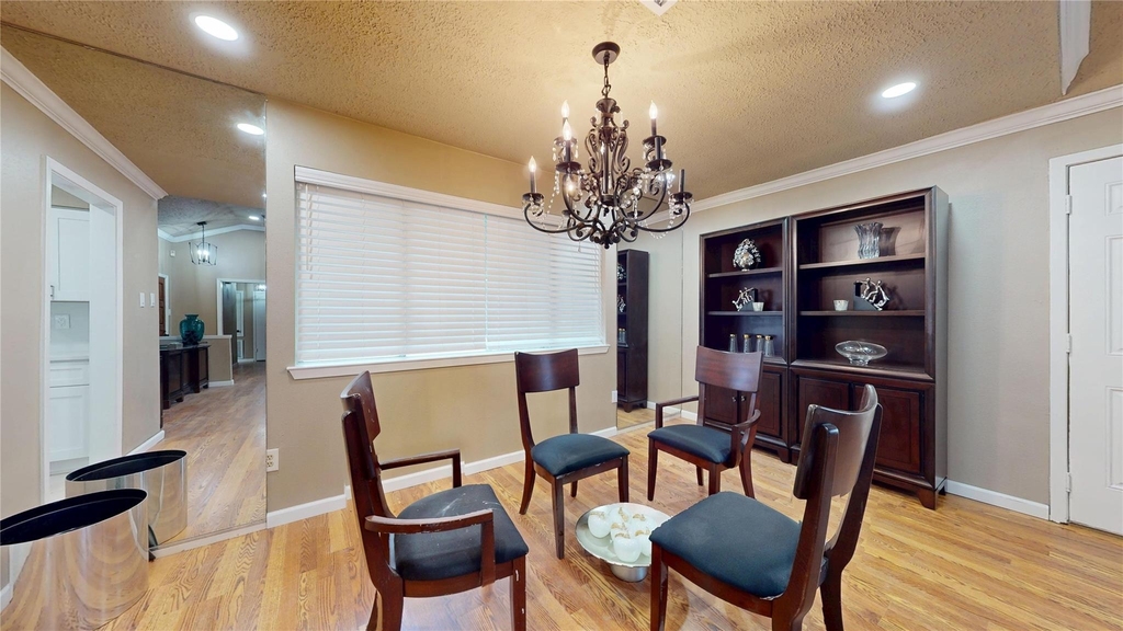 1022 Manorglen Drive - Photo 12
