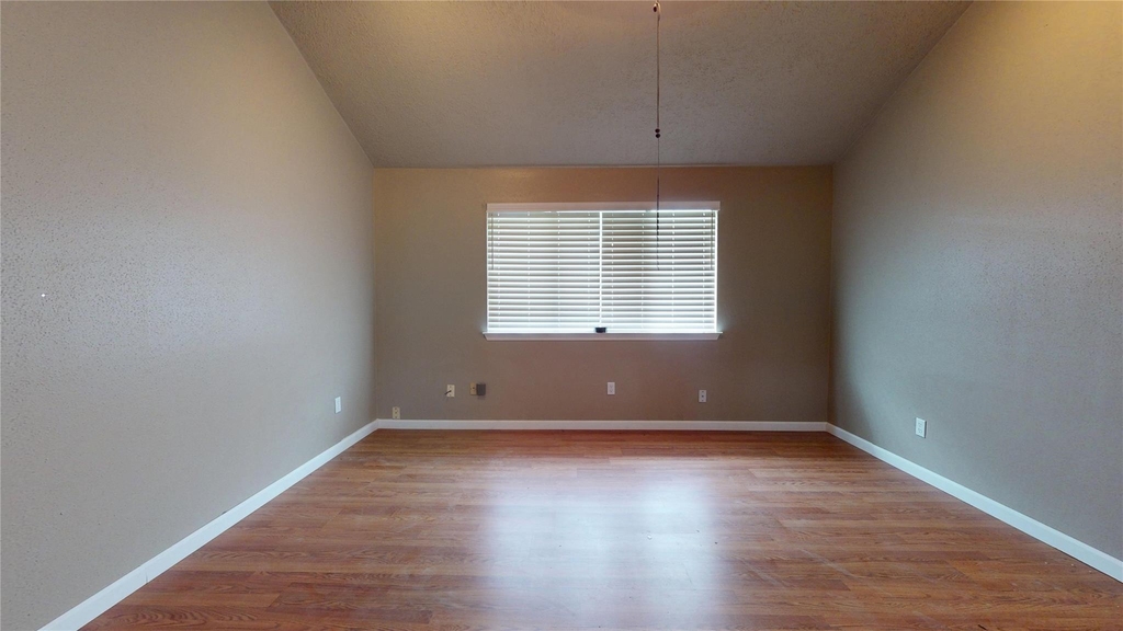1022 Manorglen Drive - Photo 24