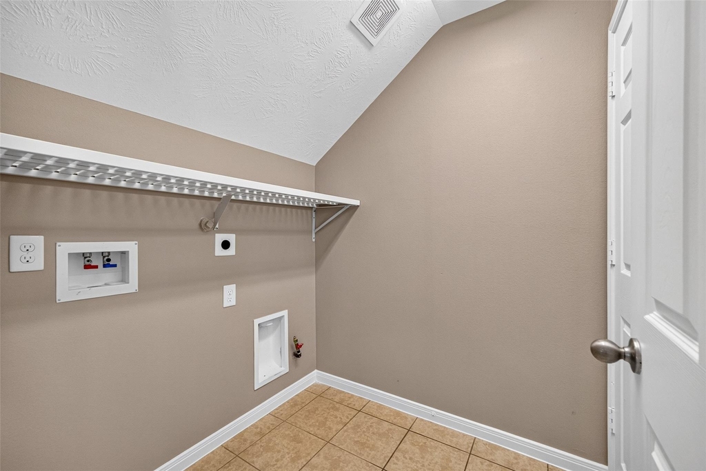 4507 Lakefront Terrace Drive - Photo 16