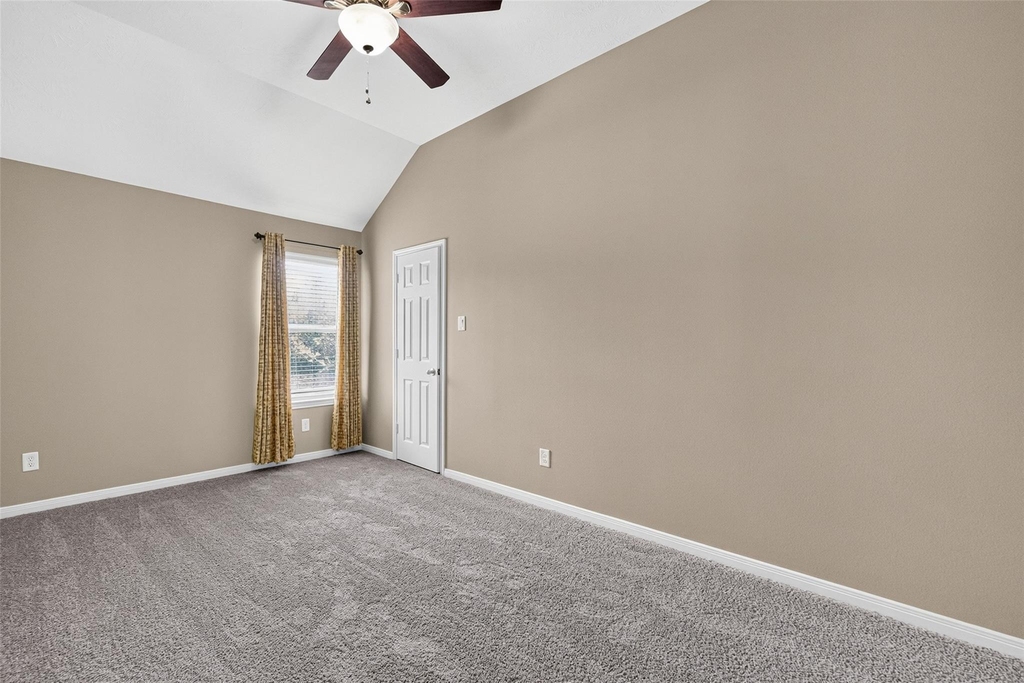 4507 Lakefront Terrace Drive - Photo 25