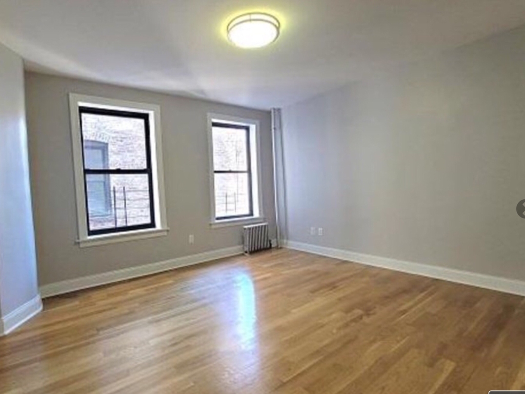 124 East 24th Street - Photo 0
