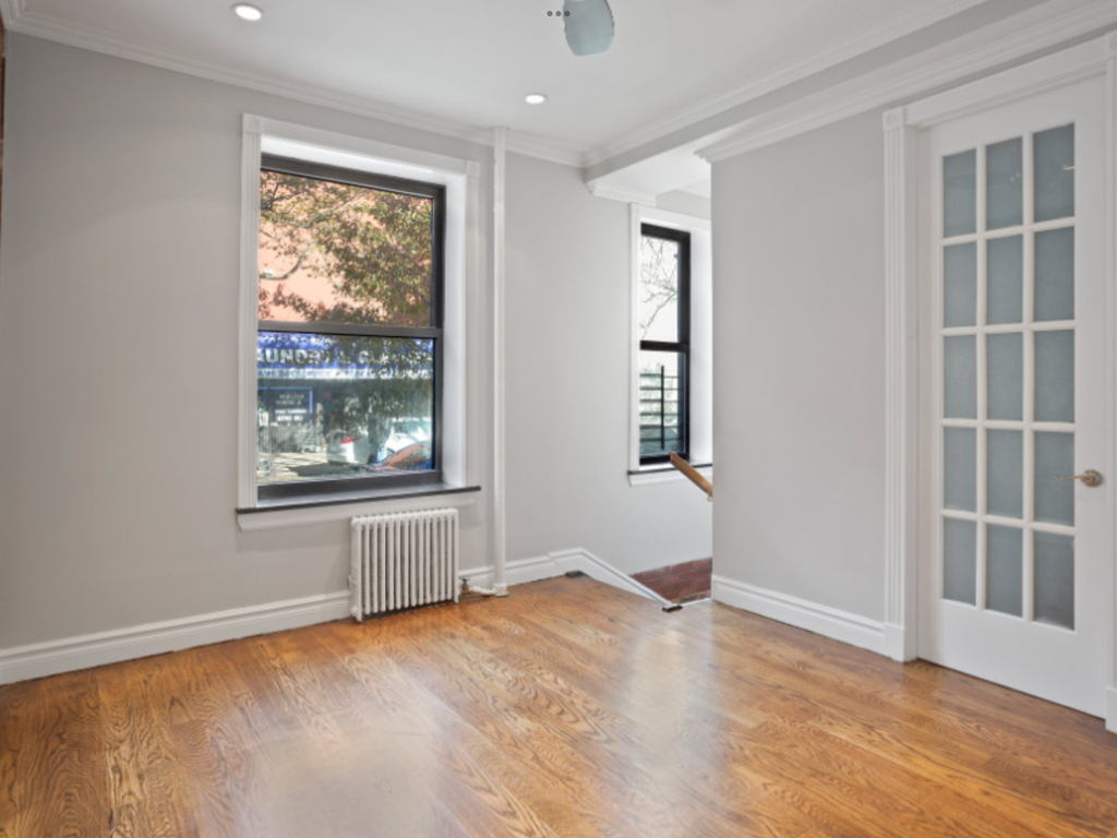 124 East 24th Street - Photo 4