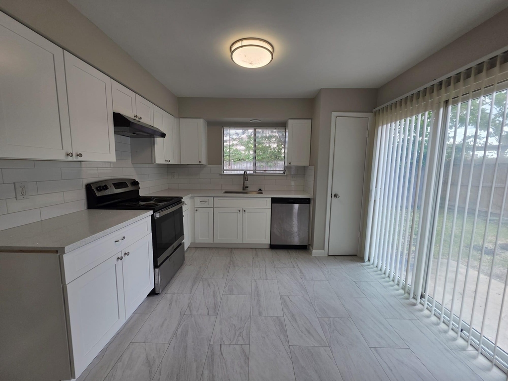 6607 Pouter Drive - Photo 6