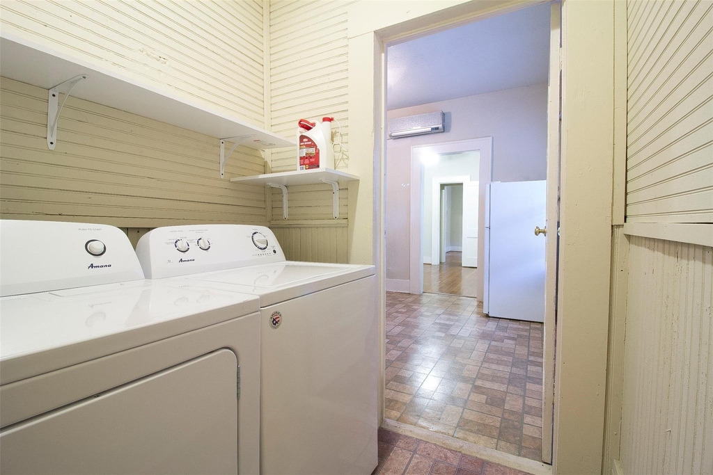 303 Northwood Street - Photo 21