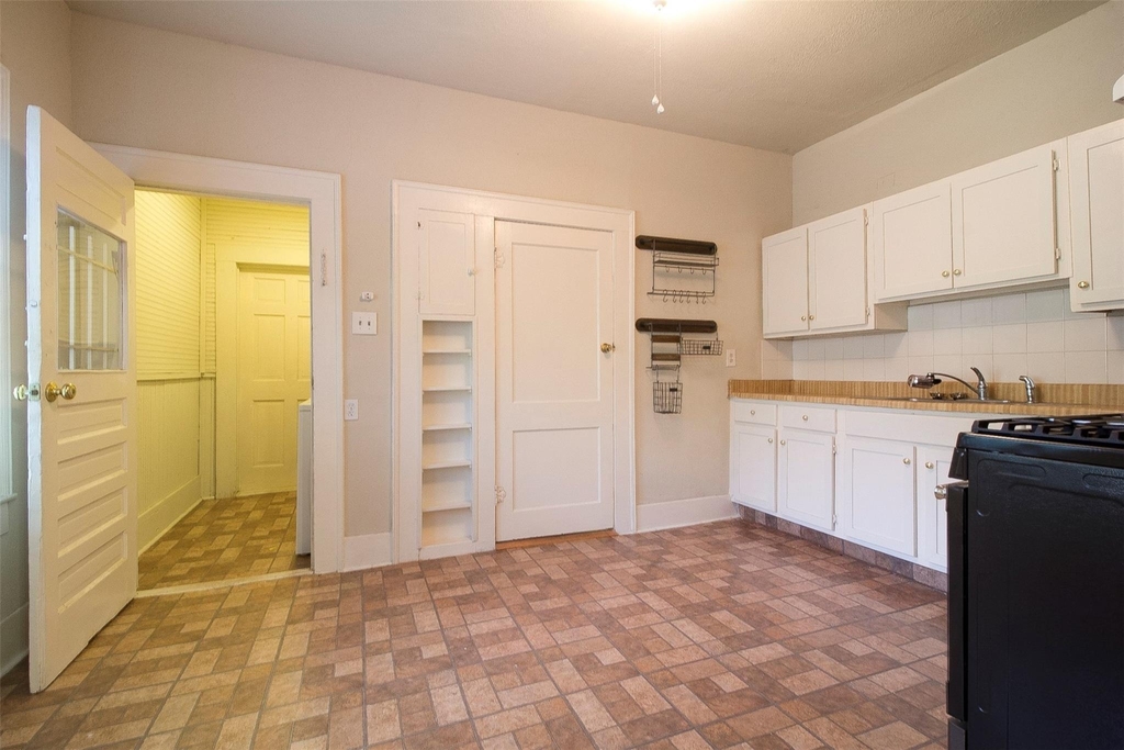 303 Northwood Street - Photo 20