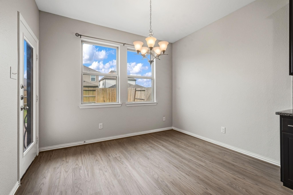 12806 Crombie Drive - Photo 4