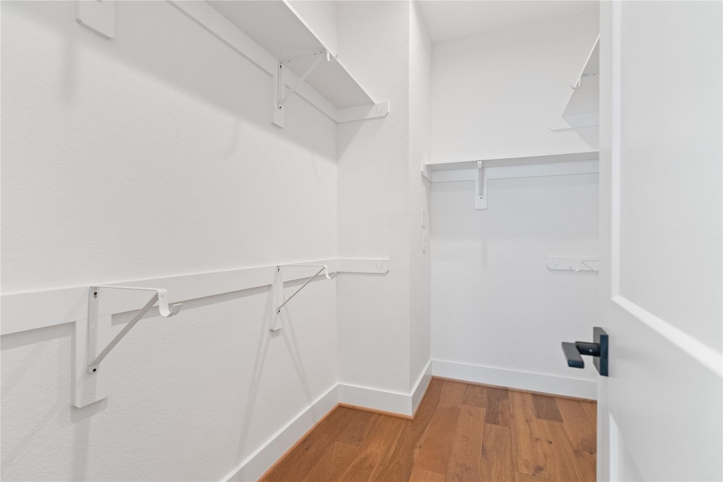 1116 Hogan Street - Photo 12