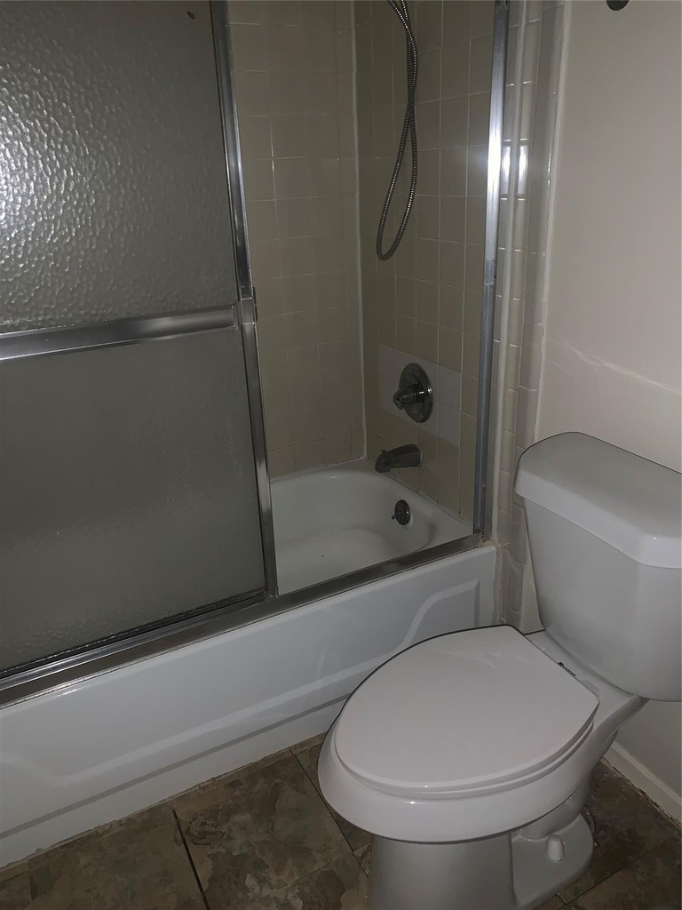 9700 Leawood Boulevard - Photo 5