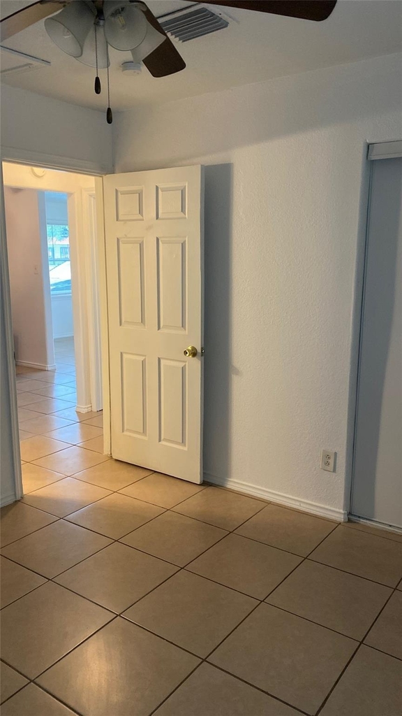 4410 Nicoini St - Photo 10