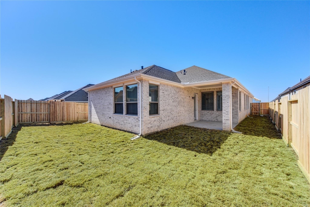 4203 Maple Glen Drive - Photo 32