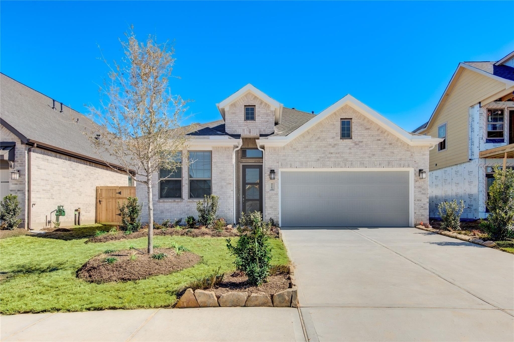 4203 Maple Glen Drive - Photo 1