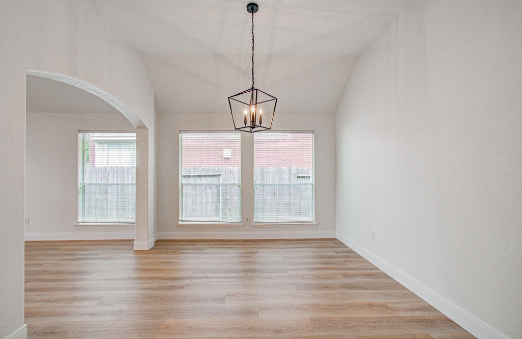 2311 Meadow Briar Drive - Photo 4