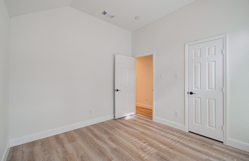 2311 Meadow Briar Drive - Photo 30