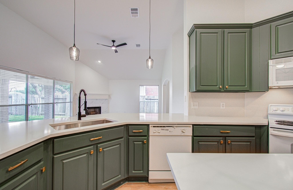 2311 Meadow Briar Drive - Photo 16