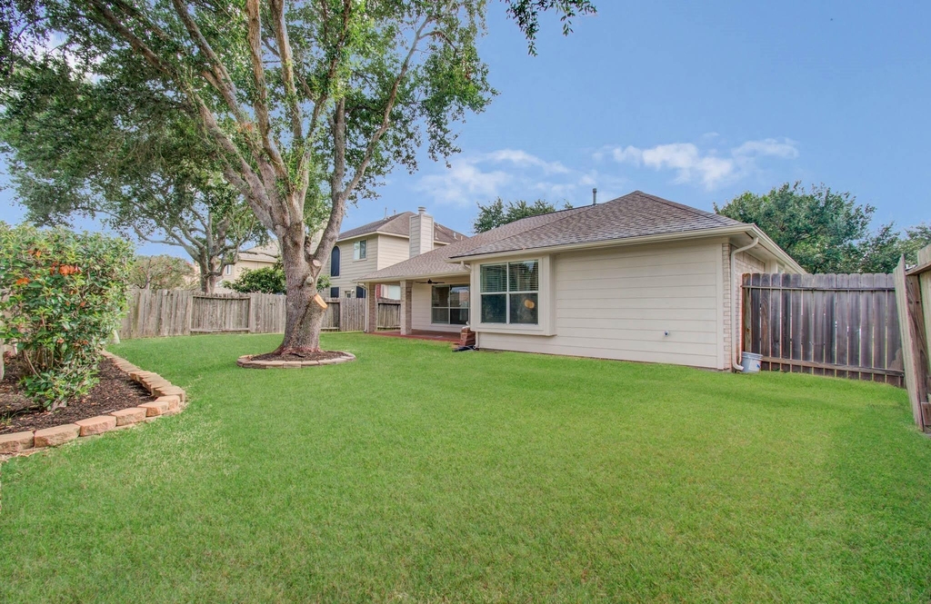 2311 Meadow Briar Drive - Photo 35