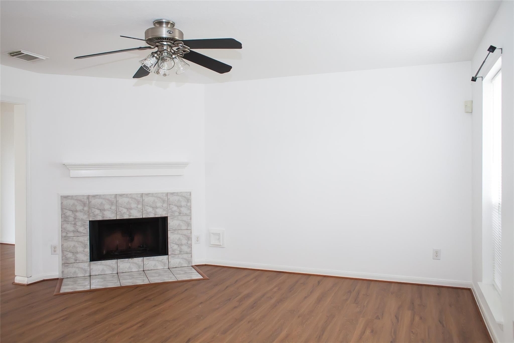 8910 Sage Place - Photo 1