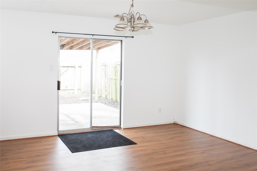 8910 Sage Place - Photo 6