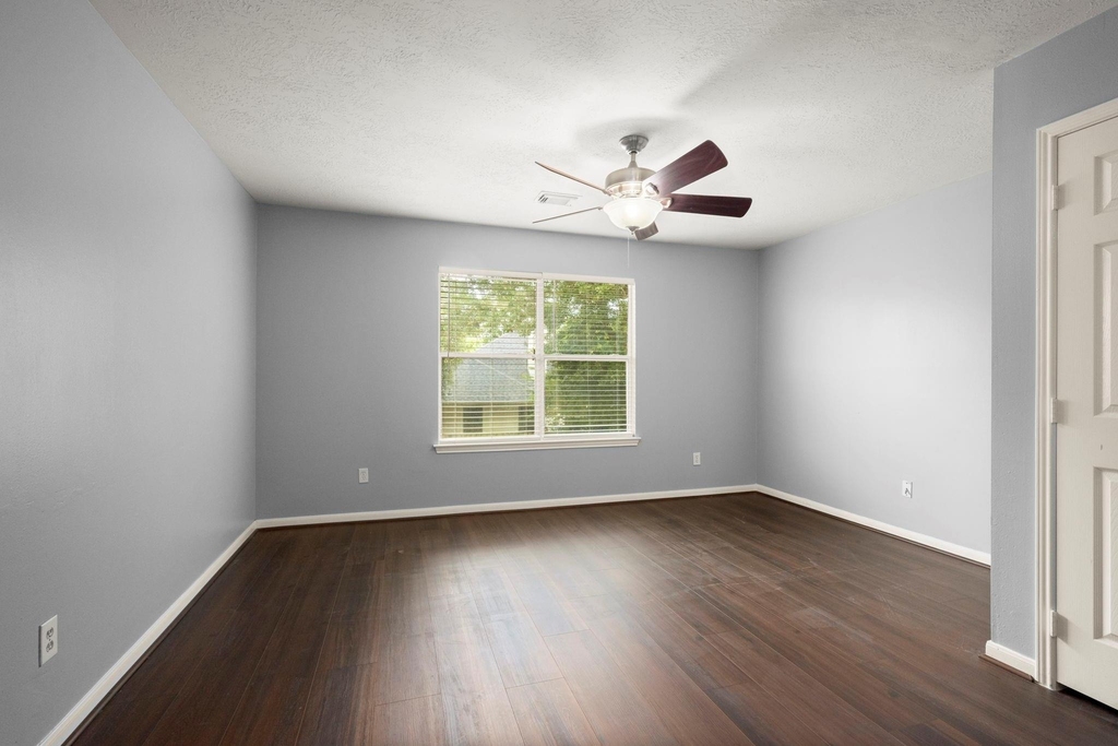 8723 Creek Willow Drive - Photo 15