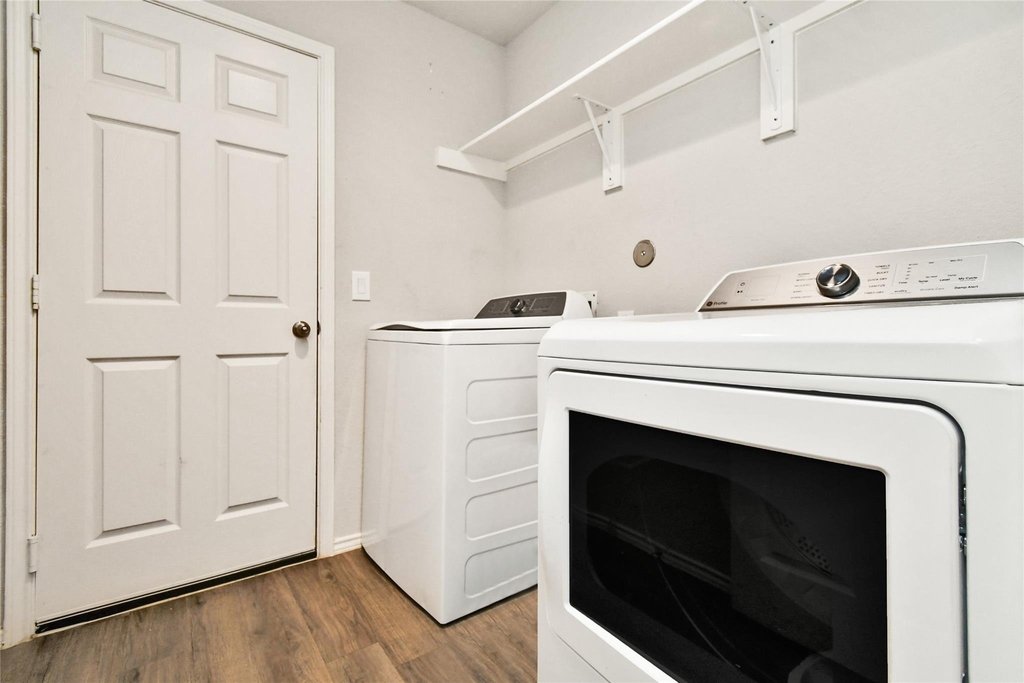 194 Bellewood Manor Drive - Photo 40