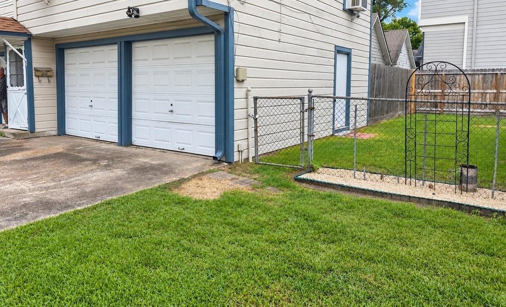1103 E 23rd Street - Photo 14