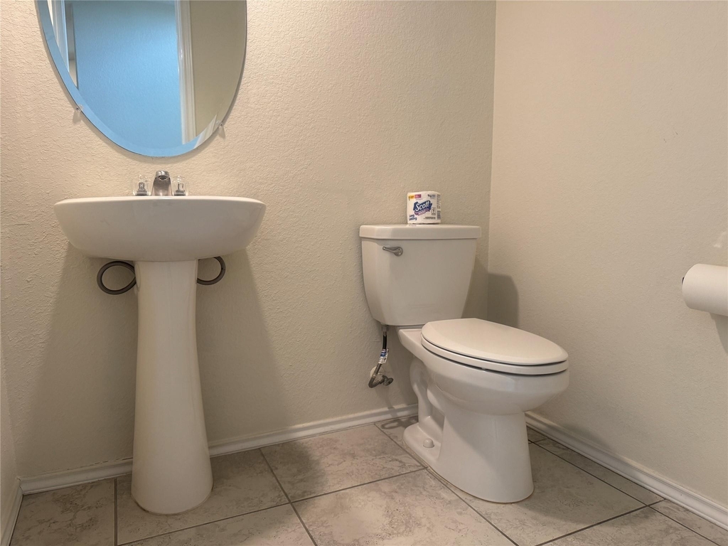 9431 Summer River Drive - Photo 11